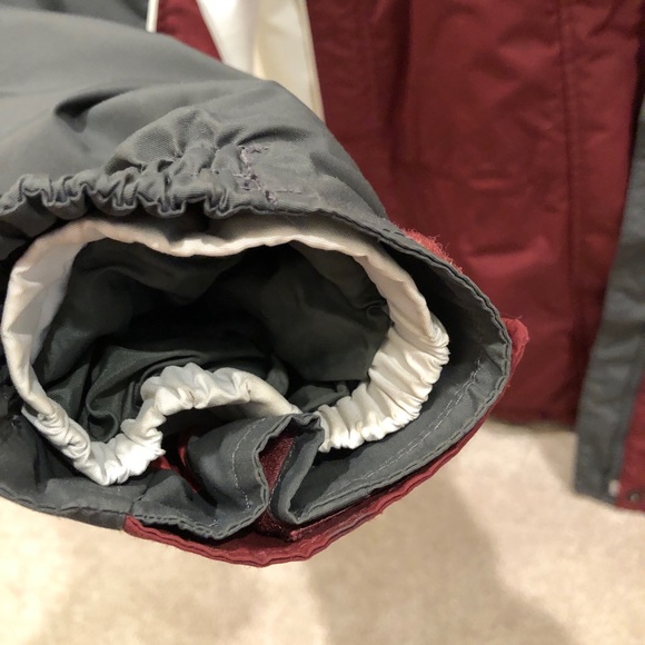 Columbia Ski Jacket, Size L - Picture 5 of 8